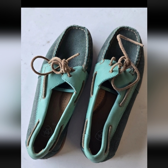 Ariat Loafers Women 7BYuma Green Leather Slip On Deck Boat Shoes Excellent - Picture 7 of 10